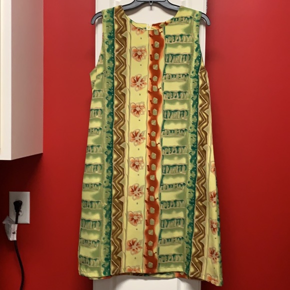 Dress - Picture 3 of 5